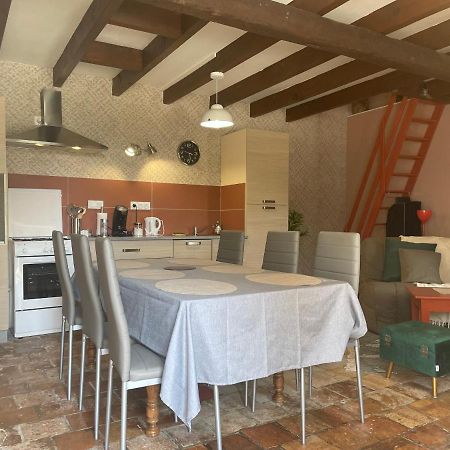 L'Abeille Sas Le Jardin De Messie Aparthotel Beaumont  Εξωτερικό φωτογραφία